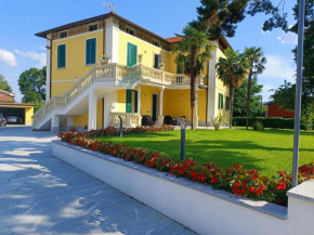 B&B VILLA PREZIOSA LAGO MAGGIORE, Lesa